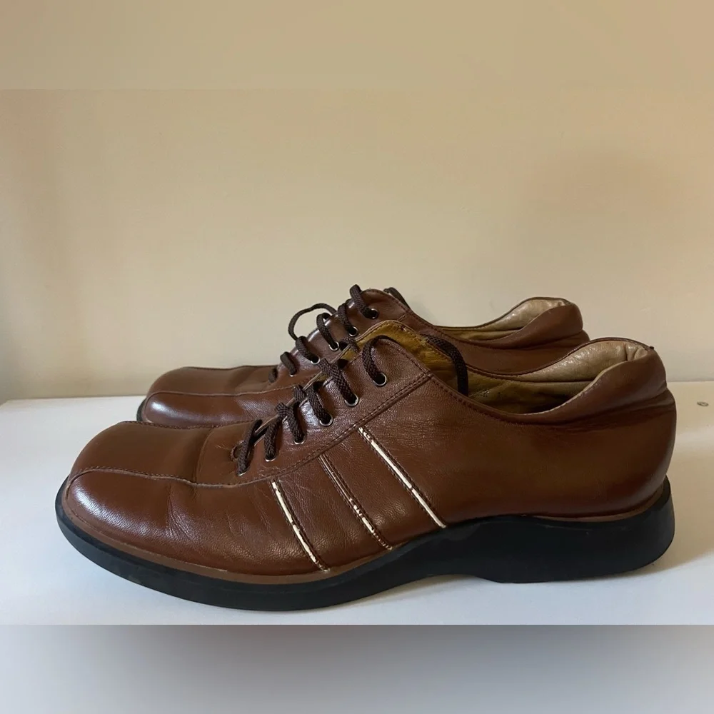 Vintage 90s Y2K Steve Madden Brown Leather Oxfords Preppy Retro